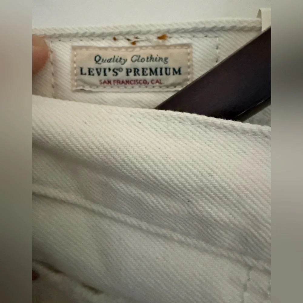 Levis 501 Cropped Jeans High Rise Straight Leg Distressed Ecru-White Woman’s. - Picture 4 of 5
